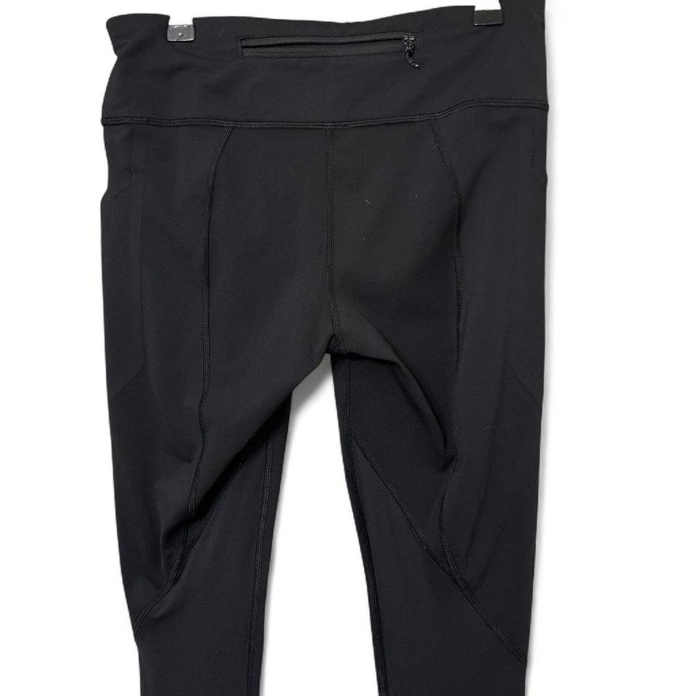 Lululemon women's size 6 Black high-waisted leggings with pockets